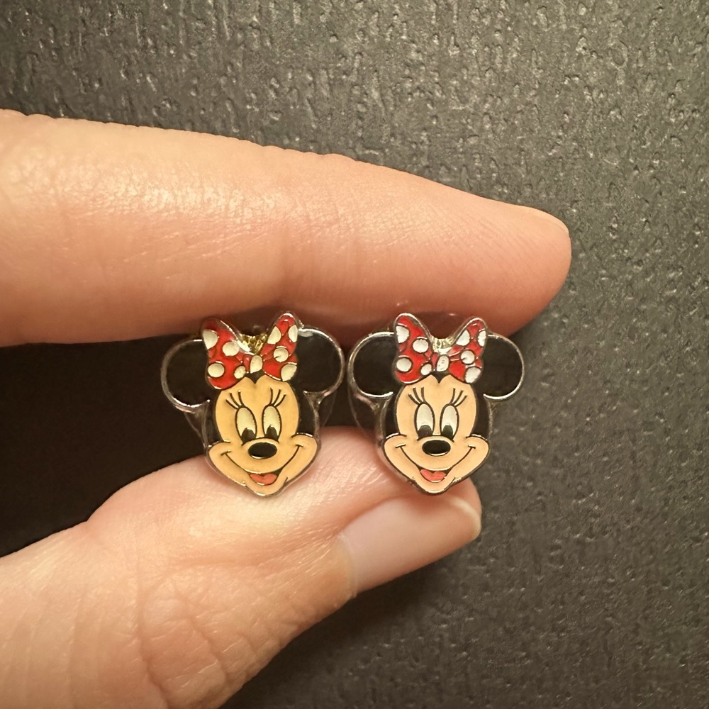 Minnie Mouse Stud Earrings